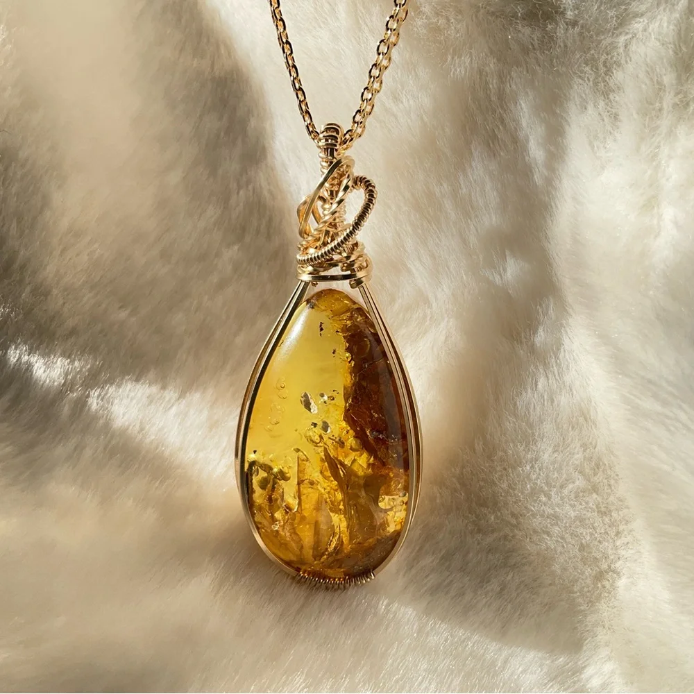 SOLD - Amber Necklace 14k gold filled - Picture 2 of 8